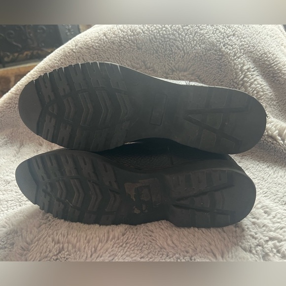 BLACK Leather Unisex Euro Size 40 Chelsea Ankle Boots - Picture 4 of 8